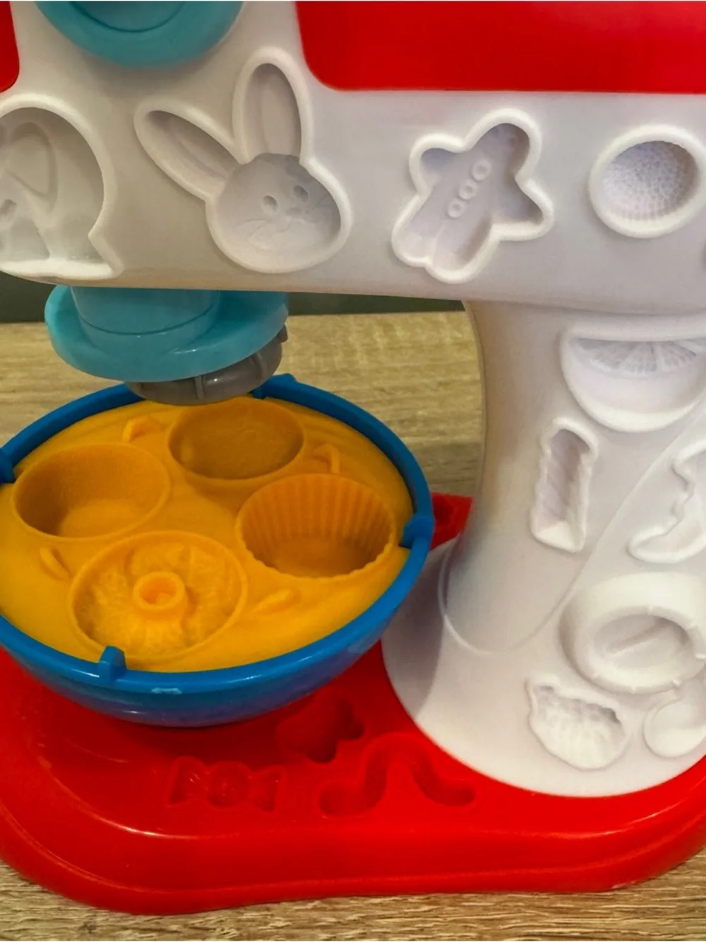 Play-Doh Kitchen Creations Spinning Treats Mixer